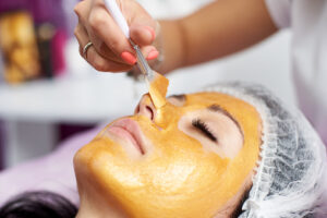 The most important benefits of the golden mask 2022