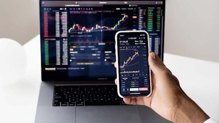 What is online stock trading and what are its benefits?